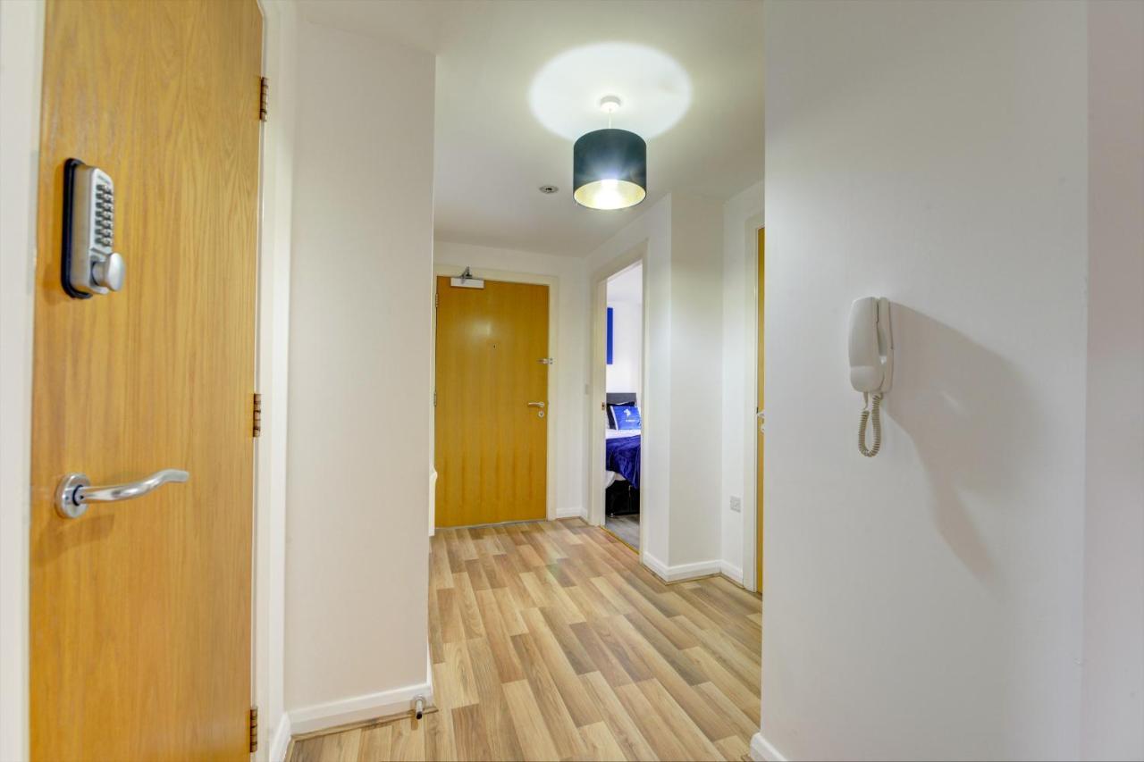 Spacious - Penthouse 2 Bed Apartment With Secure Allocated Parking Sheffield Exterior photo